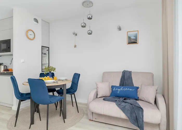 In The Centre Of Szymony By Renters 3*