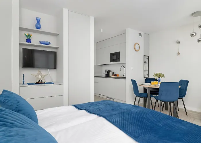 In The Centre Of Szymony By Renters