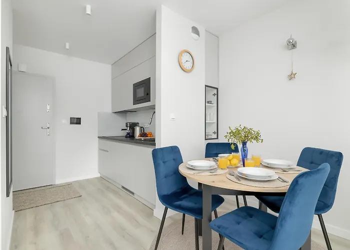 In The Centre Of Szymony By Renters 3*